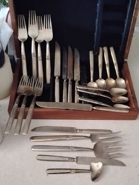 Bronze & Nickel Flatware Set for 6 in Silver - 24-Piece Home Dining Collection
